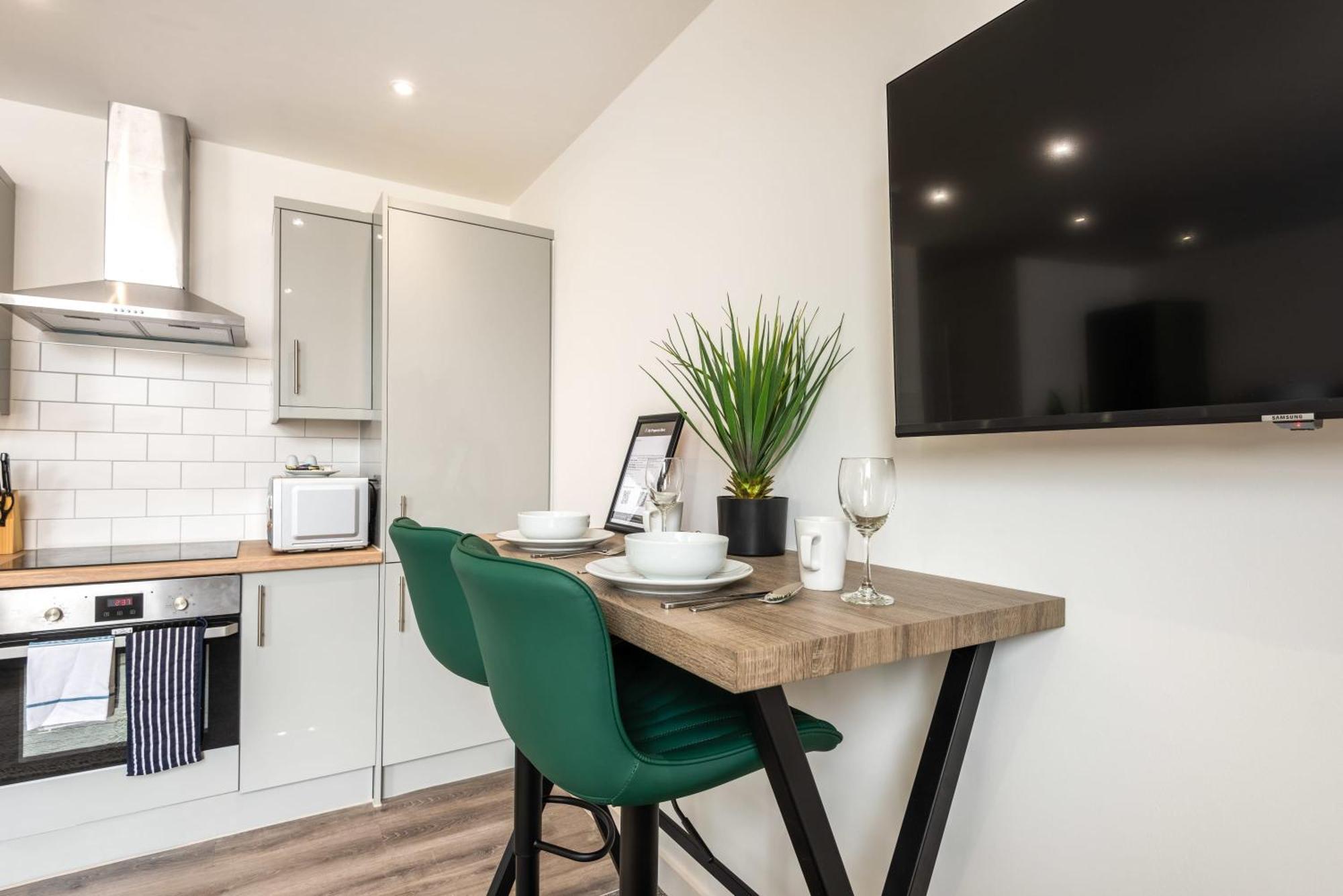 Contemporary 1 Bed Central Rotherham Studio المظهر الخارجي الصورة